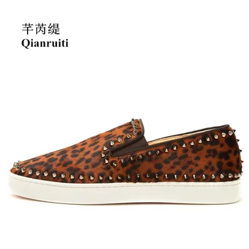 Qianruiti/мъжки обувки от конски косъм, Модни обувки пролет-есен, Леопардовая обувки на плоска подметка с нитове и нисък покрив, без шнур, Ежедневни обувки Вулканизированная
