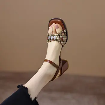 Дамски сандали 2022, нови летни сандали в стила на френски ретро на дебелите ток с рибено пръсти, дамски обувки на висок ток в римски стил с кристали, с отворени пръсти