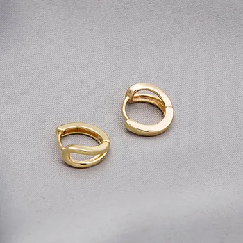 Сладки, малки кръгли обеци-халки златен цвят за жени, минималистичные обеци Huggies, метални бижута за пиърсинг на ушите, модни аксесоари
